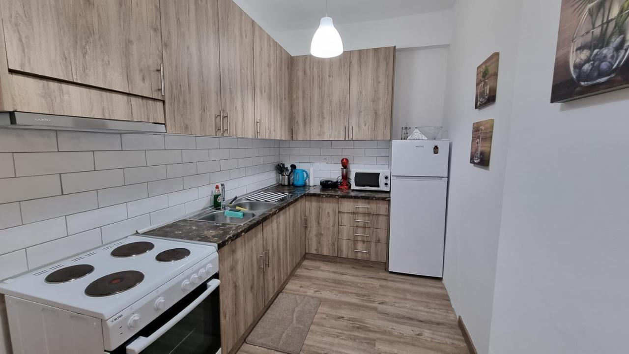 Sergios Apartments 16 อเล็กซานโดรโพลิส ภายนอก รูปภาพ