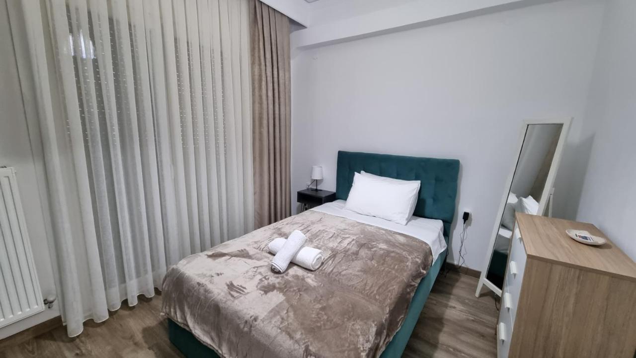Sergios Apartments 16 อเล็กซานโดรโพลิส ภายนอก รูปภาพ